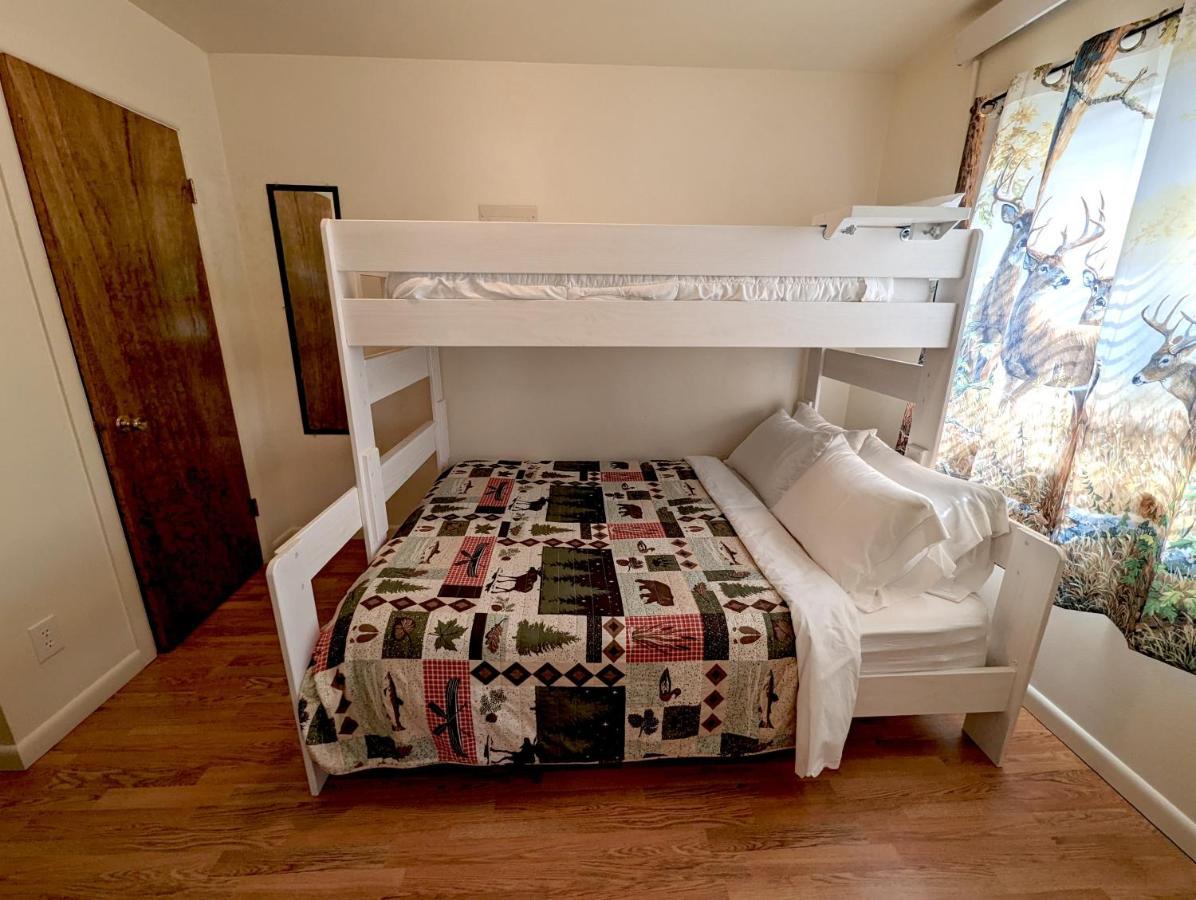Yellowstone Treasure Guesthouses On The River Gardiner Ngoại thất bức ảnh