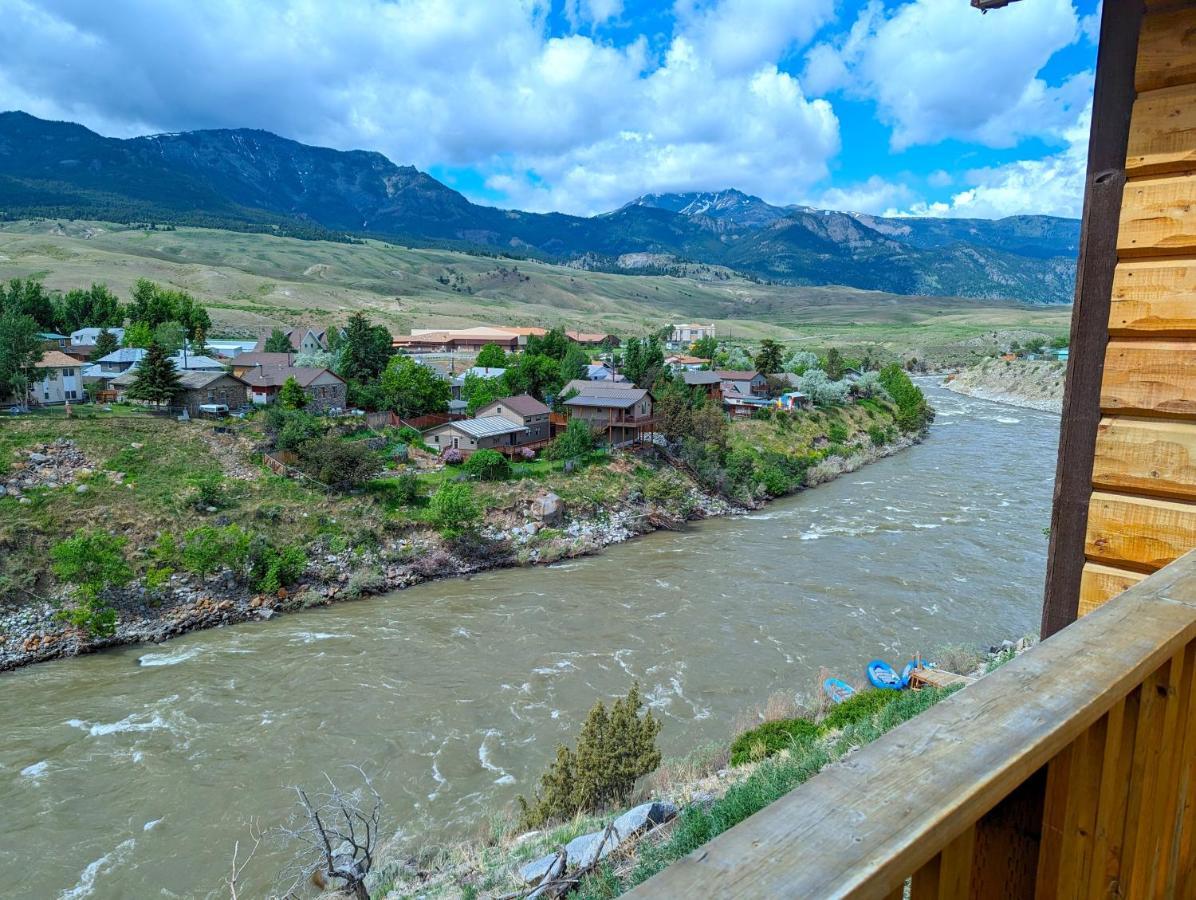 Yellowstone Treasure Guesthouses On The River Gardiner Ngoại thất bức ảnh