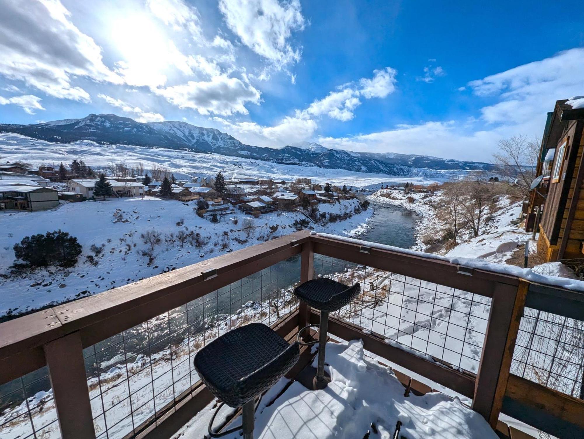 Yellowstone Treasure Guesthouses On The River Gardiner Ngoại thất bức ảnh