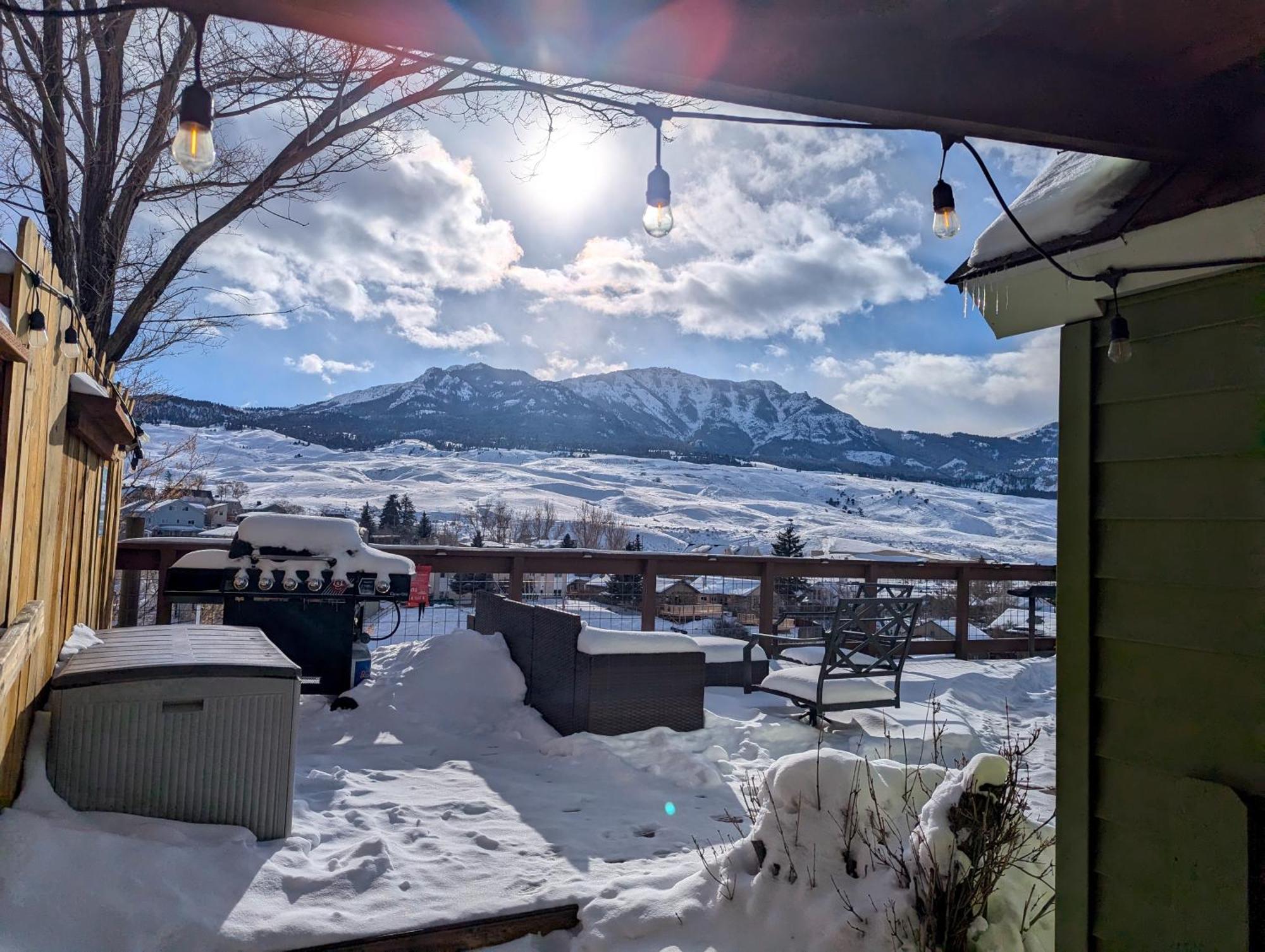 Yellowstone Treasure Guesthouses On The River Gardiner Ngoại thất bức ảnh