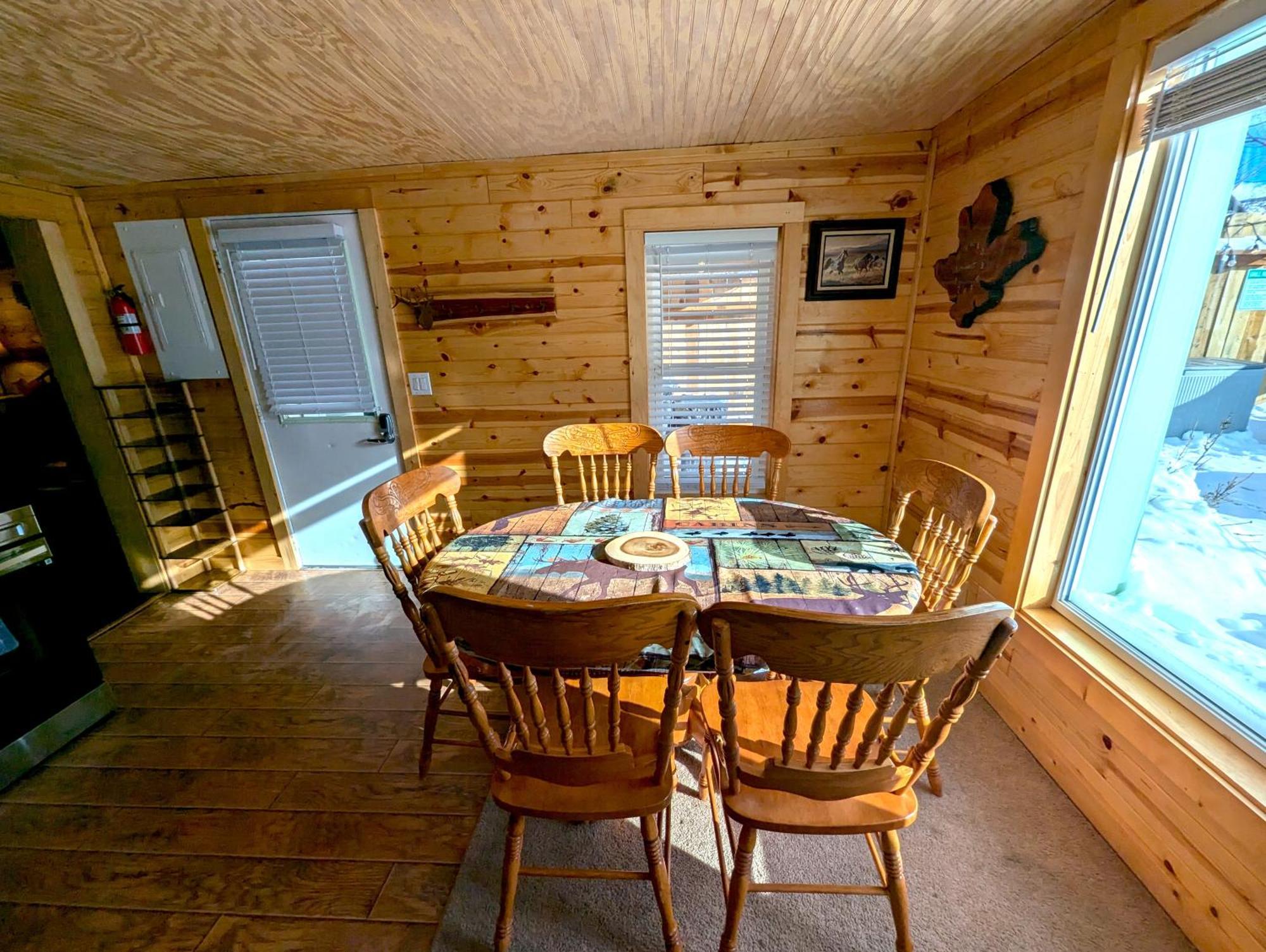 Yellowstone Treasure Guesthouses On The River Gardiner Ngoại thất bức ảnh