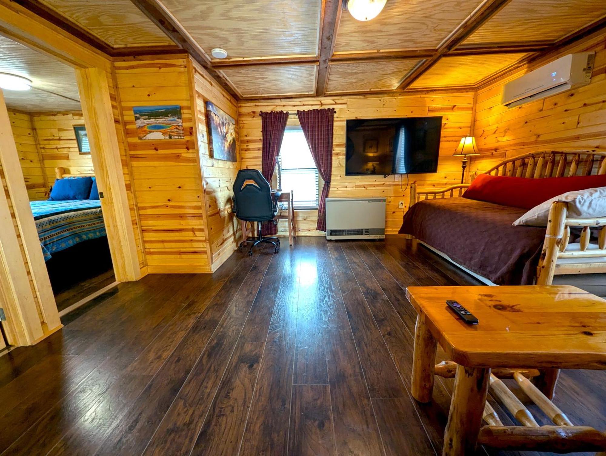 Yellowstone Treasure Guesthouses On The River Gardiner Ngoại thất bức ảnh